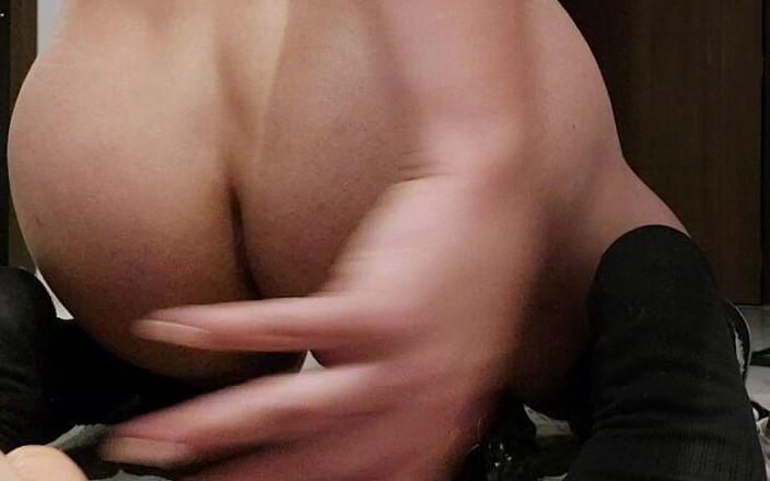 Christian Oliver Gay-: Gumowy uchwyt. Począwszy od dużych wibratorów.