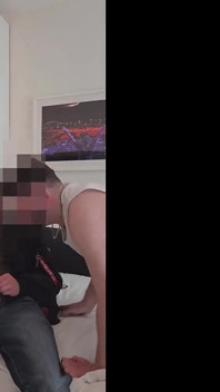 Un Ragazzo Etero Dell'europa Dell'est Con Un Grosso Cazzo Mi Viene Dopo Un Pompino Reciproco