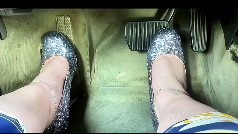 BellaBlast: Sunny Day Drive Dengan Sentuhan Sparkle: keseronokan mengepam pedal: pelayaran...