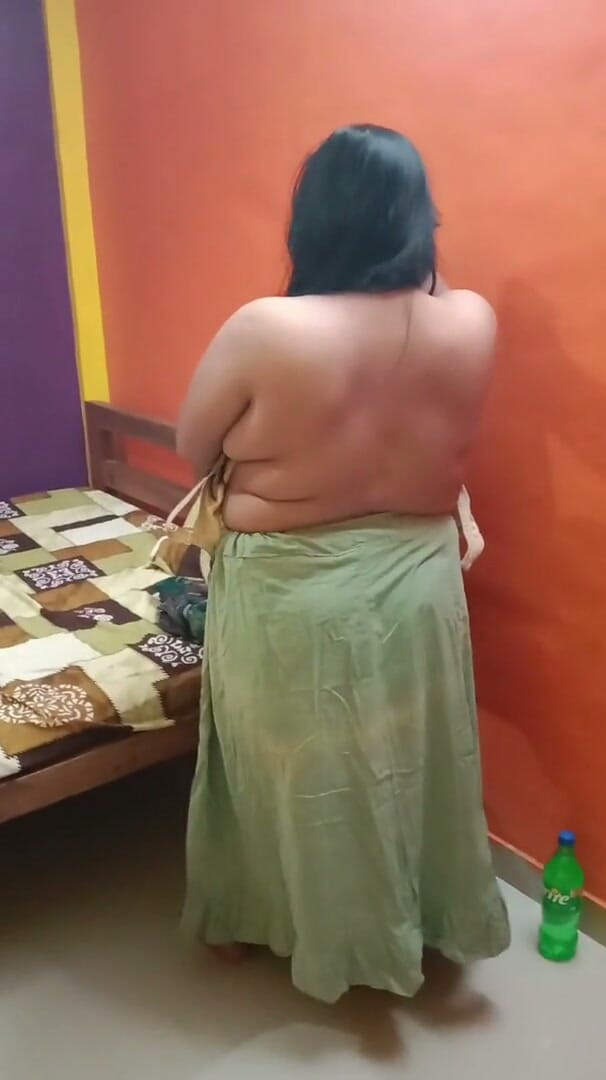 unwelcomeland: Deshi Gand Deshi Bur Deshi Chut Deshi Bhosada
