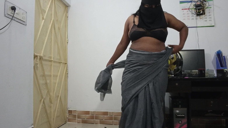 Skakoi: Linda chica india bailando con caliente canción bhojpuri