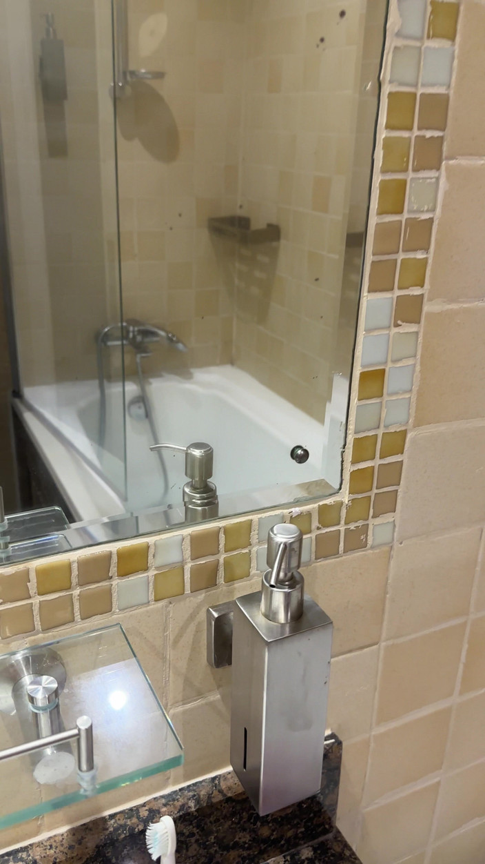 SweetLucy96: Plezier in het hotelbad