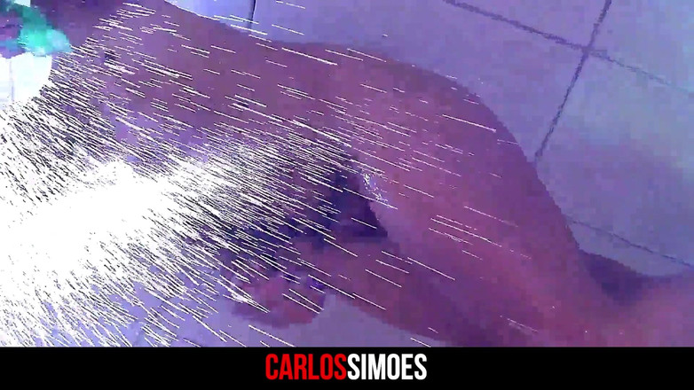Carlos-Simoes: Novinha Gostosa Tomando Banho