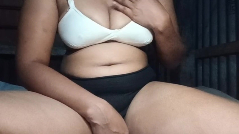 Sania: La tremenda notte di bhabhi