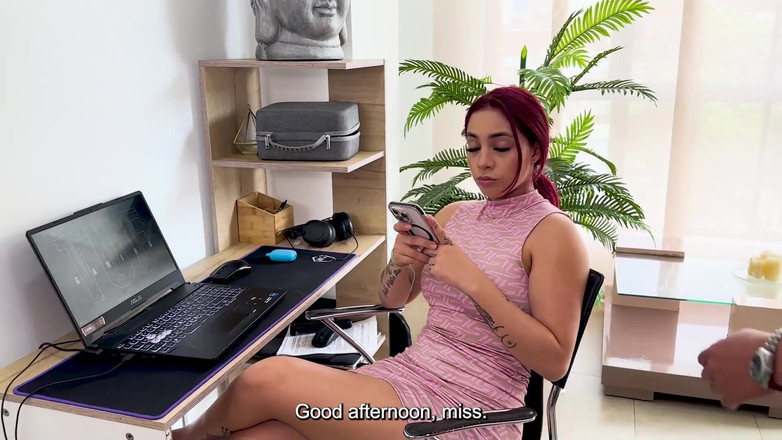 Kylei Ellish: Terapi keluarga, rekaman seks threesome bareng suami sampai dicrot di...