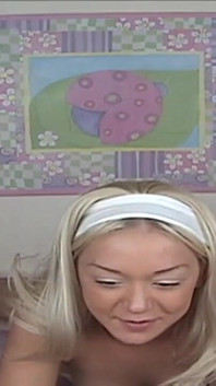 Hot Blonde Surfer Girl Lil Lexy Is Masturbating and Pleasuring