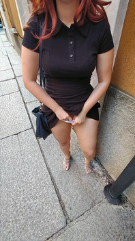 Inserted the Ferri 3 Toy in My Pussy in Public. Do You Want to Control It?