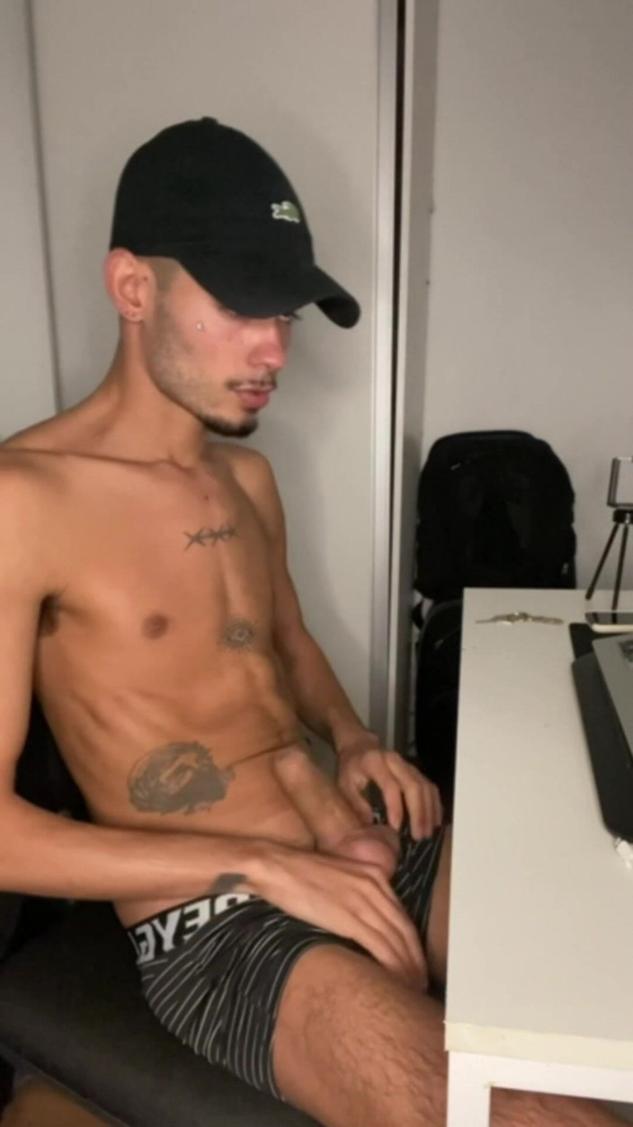 Heitor Bauman OFC: Brand New Melancap Menonton