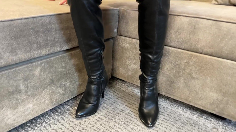 Mistress Mary: Ben Mastürbasyon Yaparken Bekaret Kafesinde Acı Çek!