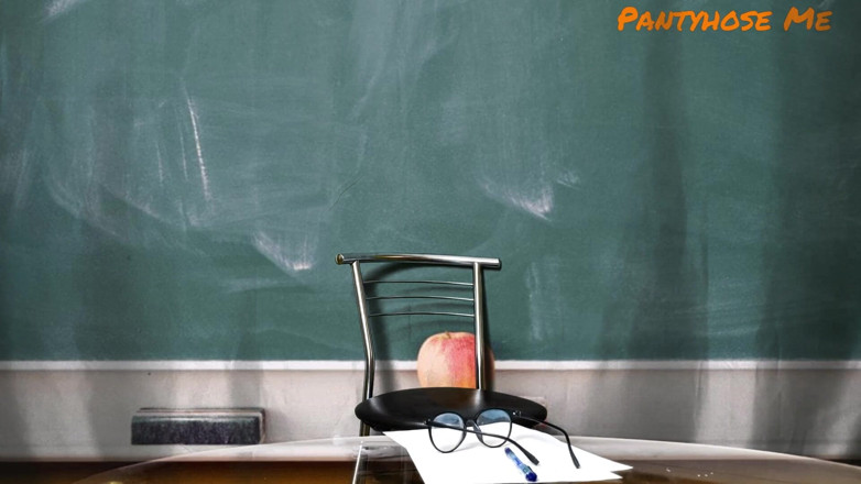 Pantyhose me porn videos: Guru setelah seharian menggosok kakinya yang berstoket