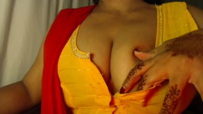 HotGirl21: Boobs Hot Nipple Suck.