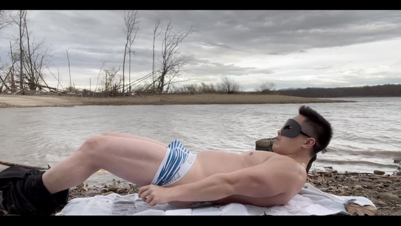 barenakedboy: Desfrutando de um Lakeside