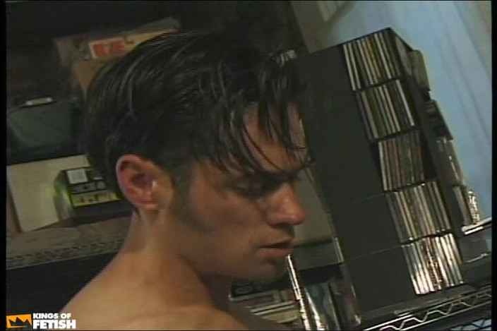 Gay Diaries: Двое парней наслаждаются интенсивным анальным трахом после того, как убирались за кофе