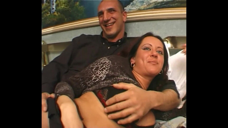 Ugly but HOT: Uji bakat dengan jiran saya