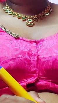 Stora enorma bröst och stor röv desi hardcore sex