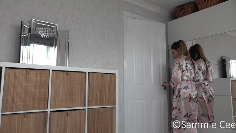 Sammie Cee: Madrasta brinca com o esperma do enteado