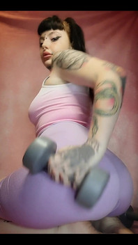 You Wanted to See the Booty in Gym Shorts so Here You Go