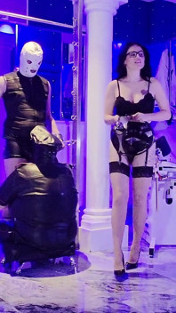 Cum or Cage