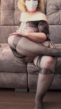Mature Fat MILF Changes Clothes for Erotic Movie. Big Butt. Foot Fetish. Belly Fetish.