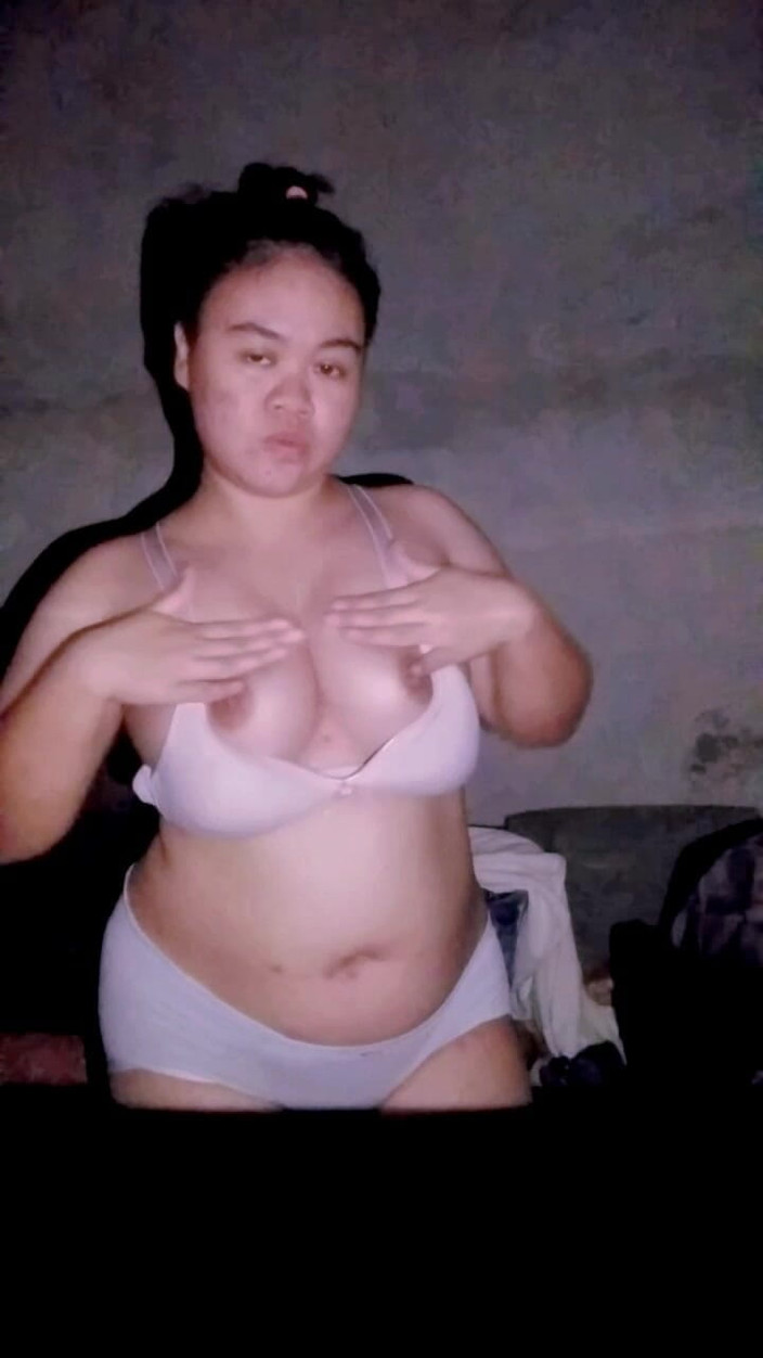 CumOnMeth: Ich bin geil und will etwas ficken