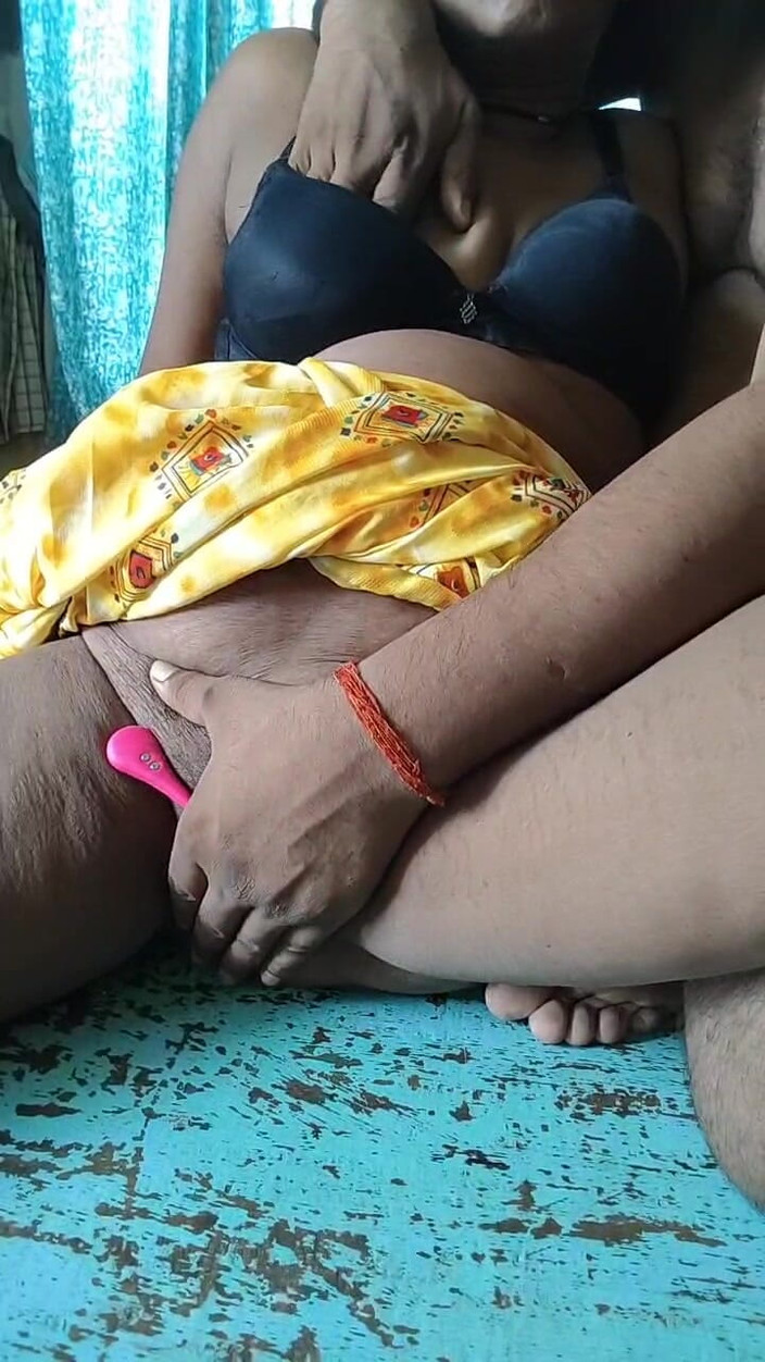 FULLMJEDETI: Oggi la figa e le tette di India si sono...