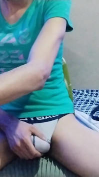Eu amo me masturbar.