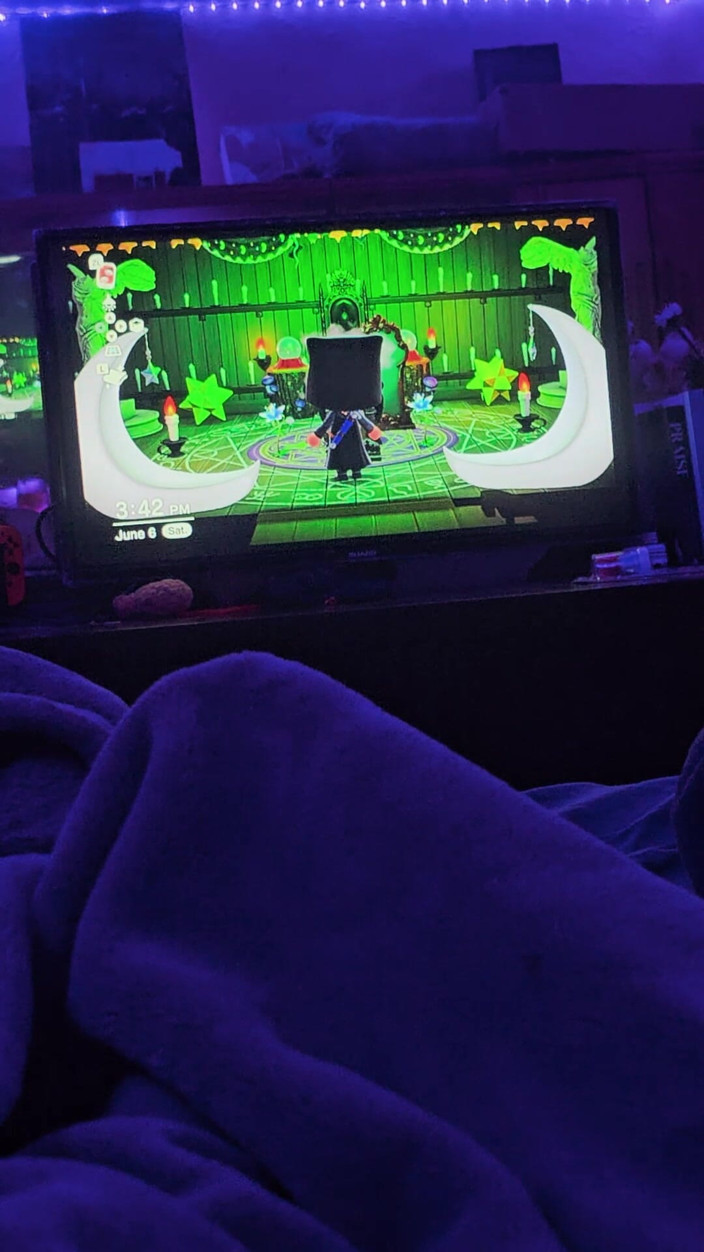 PineapplePie1111: Menina boa gamer do papai parte 2