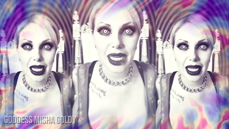 Goddess Misha Goldy: Il tuo desiderio di masturbarti sarà incontrollabile dopo questa clip!