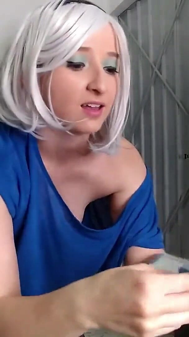 Candy Camille: セクシーなチップで配達員を驚かせた