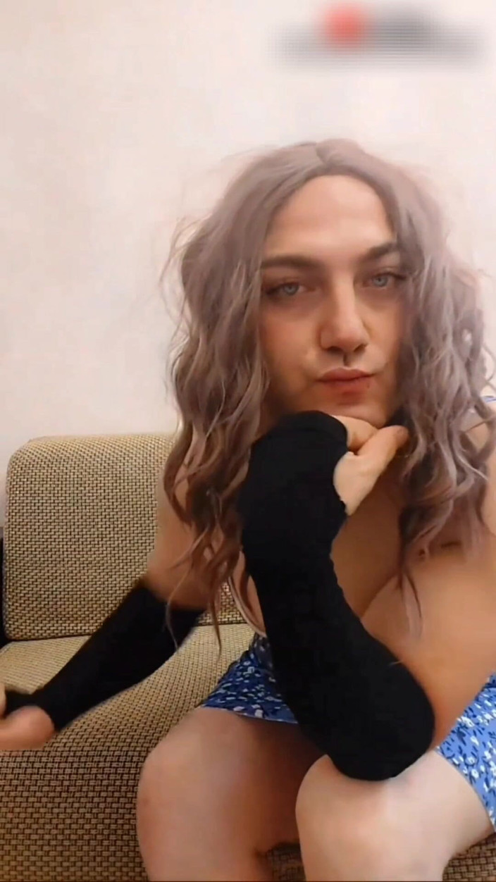 Kitty_Cross: Kdo říká, že kluci nemohou být sexy?