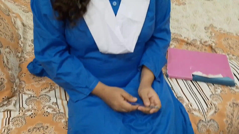 QueenbeautyQB: Sex cu fată indiană desi studentă
