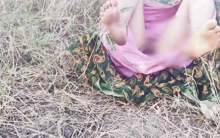 Fuckkkker: Frist Time Jungle Me Mangal Karte Huye Desi Bhabhi Frist...