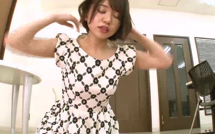 Strix: Pantywaist awek punky di Pejabat!