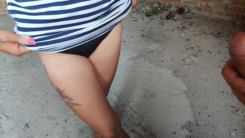 DirtyLubov: Sexo oral en la obra