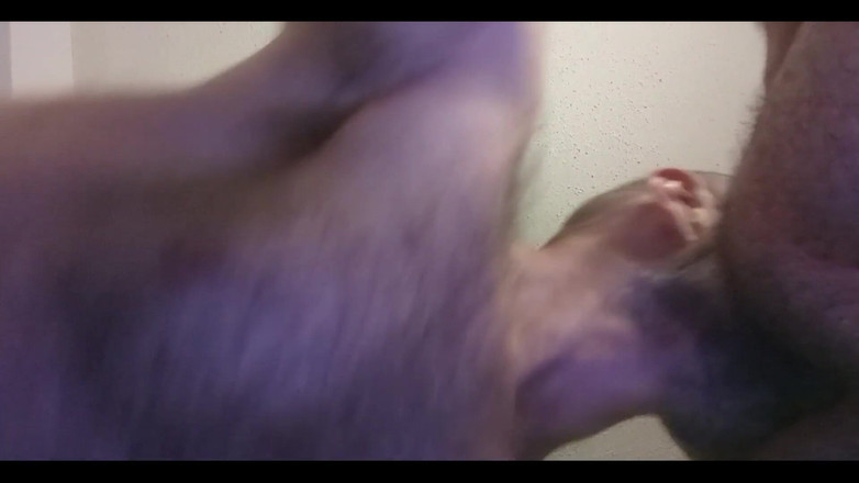 Bare Ranger: 그는 항상 내 구멍을 돌봐.