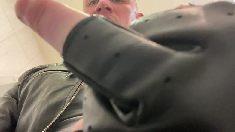 Hunky time: Umiliazione Di Un Frocio (su Richiesta)