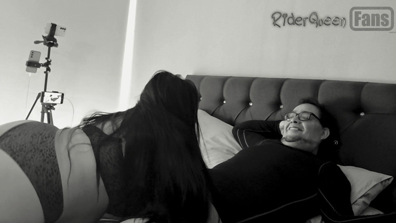Riderqueen: Suck Dick Husband - Video untuk Peminat
