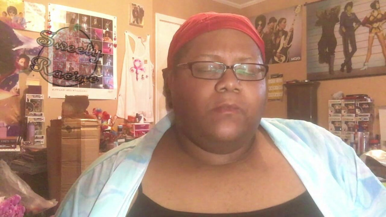 Sweety Racine: SSBBW Eats a Snack