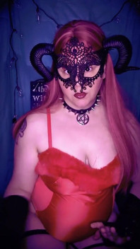 Demonic Lipstick Tit Flash
