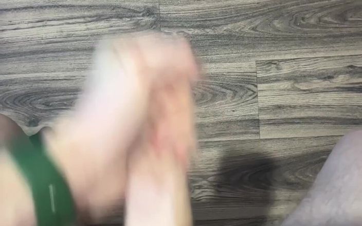 Johnny69227: Four Ruins &amp; Zero Release: 究極のいじめ