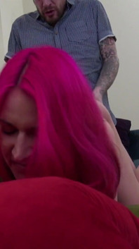 Татуированную телочку Sophie Garcia забрызгали из Luke Hotrod