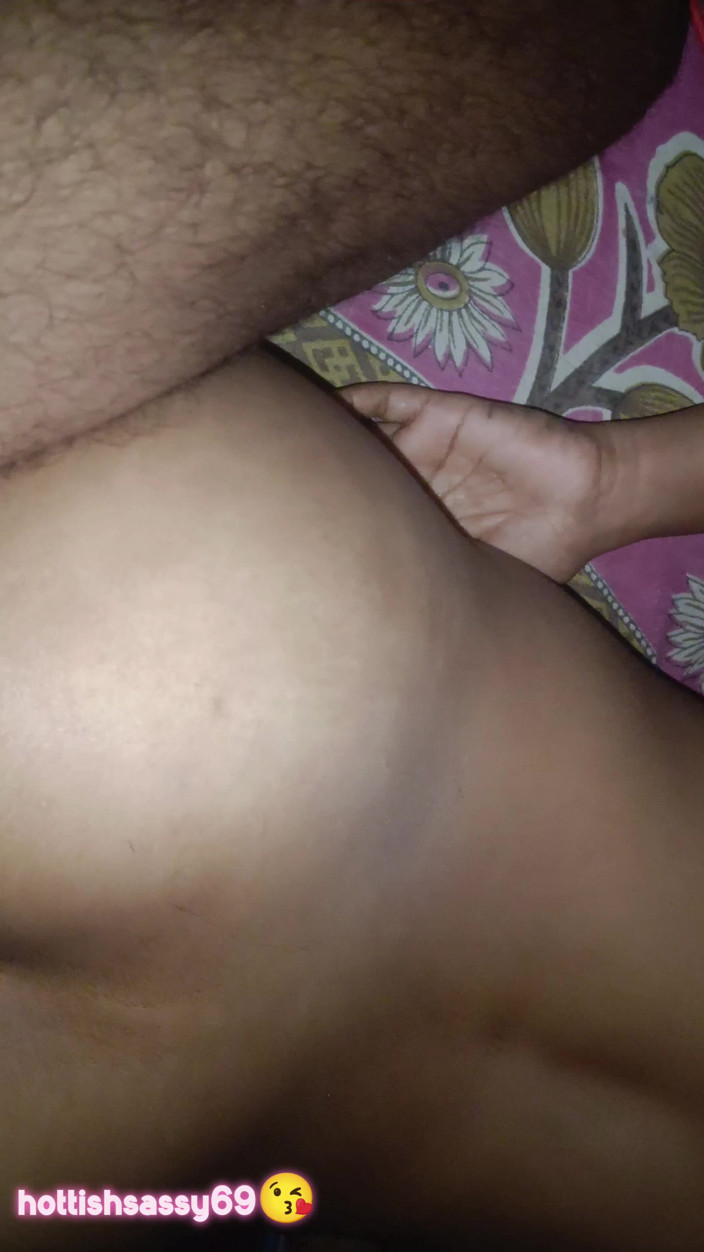 Hottishsassy69: Bakire 18+ azgın kız sikilmemi istiyor.
