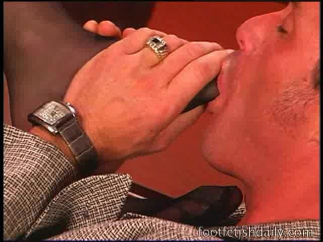 Kick Ass Pictures: Transmisión de película de Lisa Marie de descalza confidencial