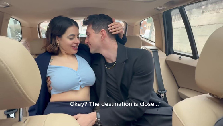 Valentino Roca TV: Şoförün Davet Edildiği Üçlü Sekste Creampie Ve Fışkırtma