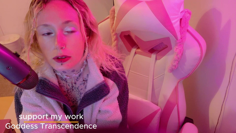 Goddess Transcendence: Paroháčské ponížení otroka zpocené špinavé nohy 4K