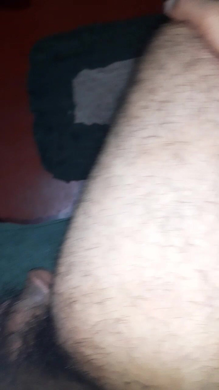 Soni Deo: एक आदमी अपना लंड दिखाता है