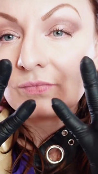 Asmr:Arya Granderによるブラックニトリル手袋ホットサウンディング - SFWビデオ