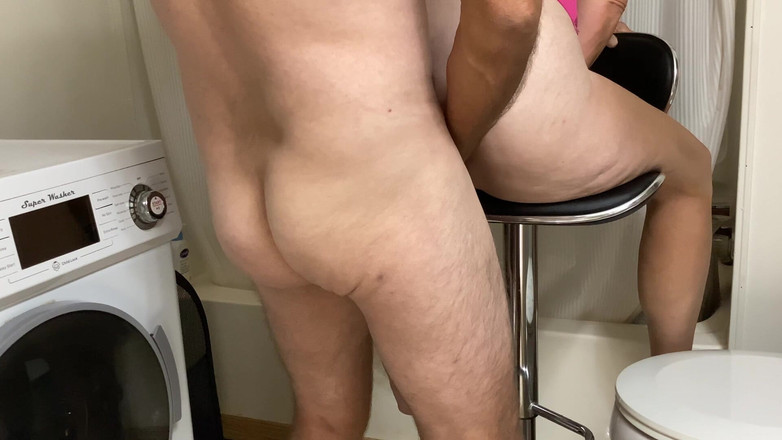 Sallylittle75: Anale profondo alle palle
