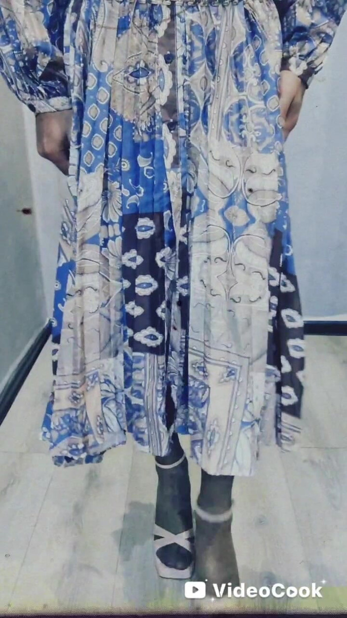 Lana Cross: Прогулянки по дому