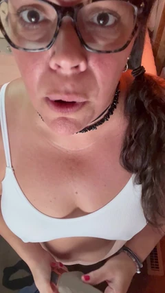 Gel! Üvey annenin senin için büyük zenci var!